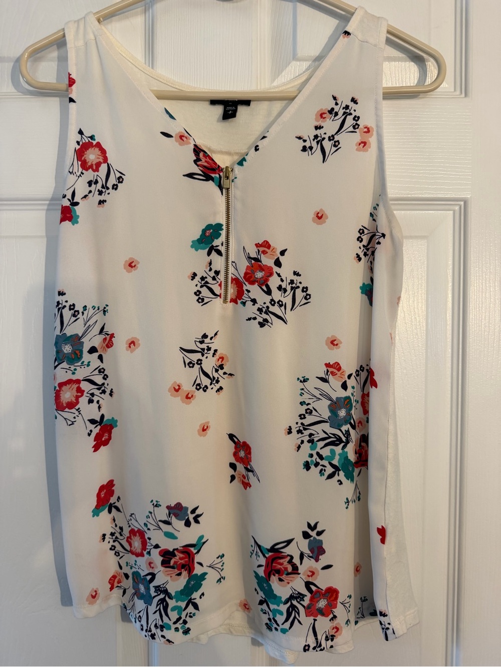 Express White Floral-Print Tank Top